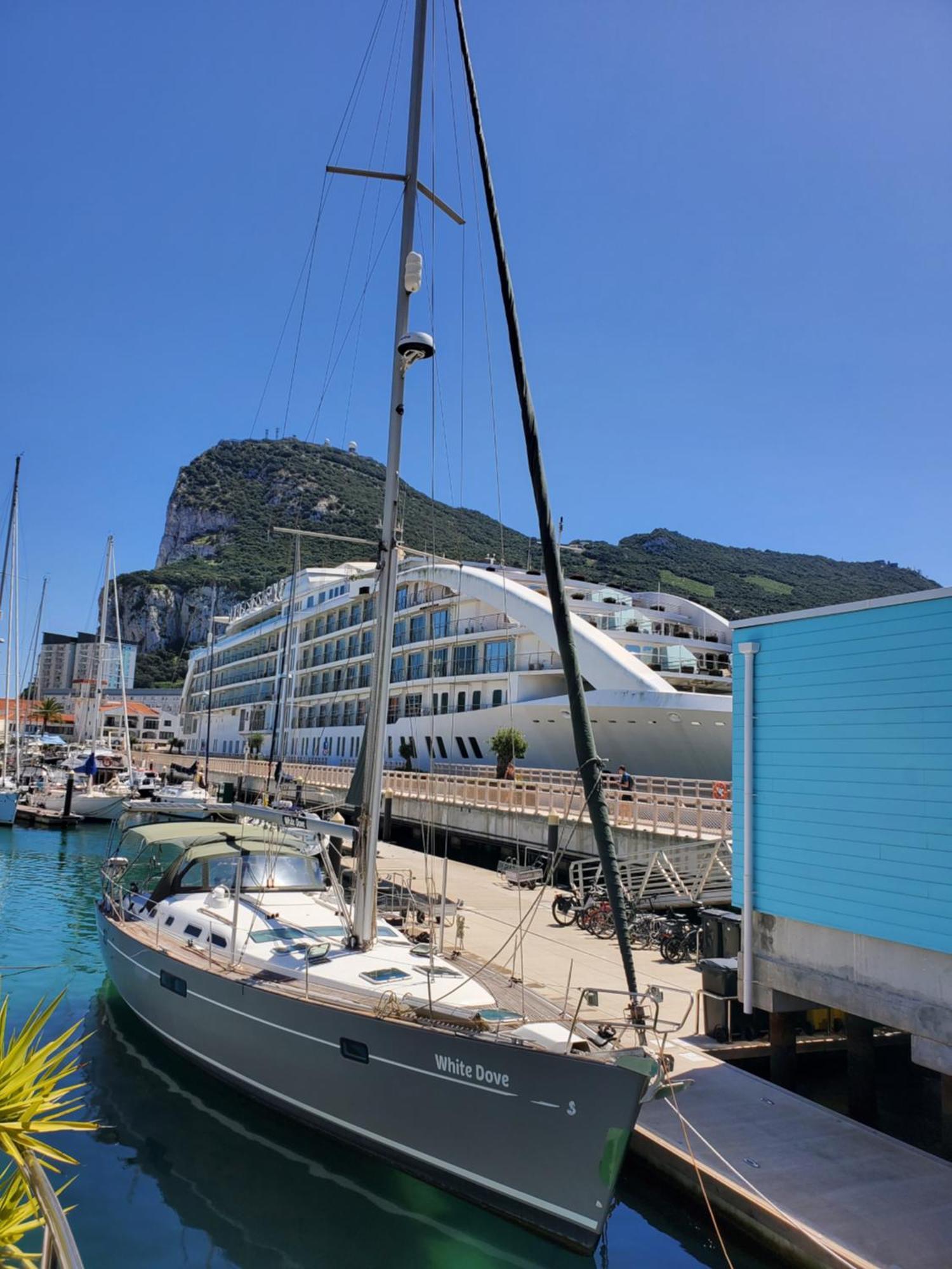 Luxury Yacht Stay "White Dove" Sleeps 6 Cebelitarık Dış mekan fotoğraf